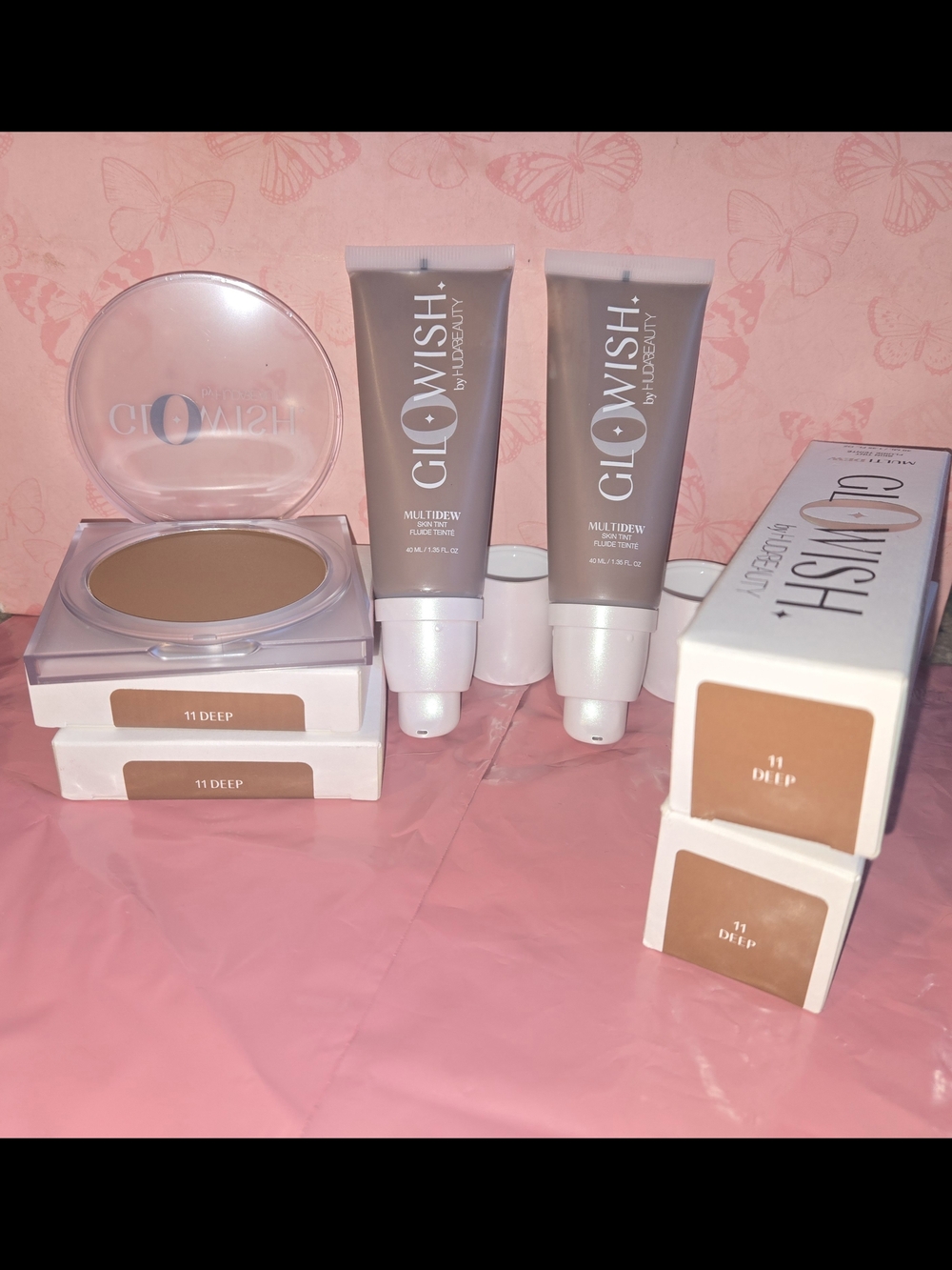 HUDA BEAUTY GloWish Multi Dew Foundation & Compact Powder - 11 Deep, Warm Brown